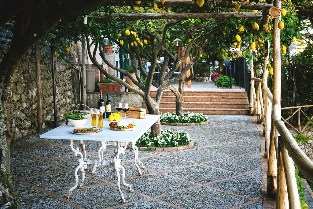 Sea View Villa In Ravello With Lemon Pergola, Gardens And Jacuzzi - Ideal For Elopements Экстерьер фото