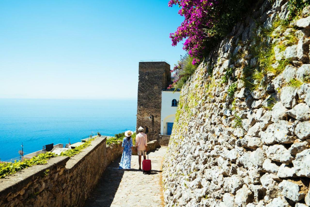 Sea View Villa In Ravello With Lemon Pergola, Gardens And Jacuzzi - Ideal For Elopements Экстерьер фото